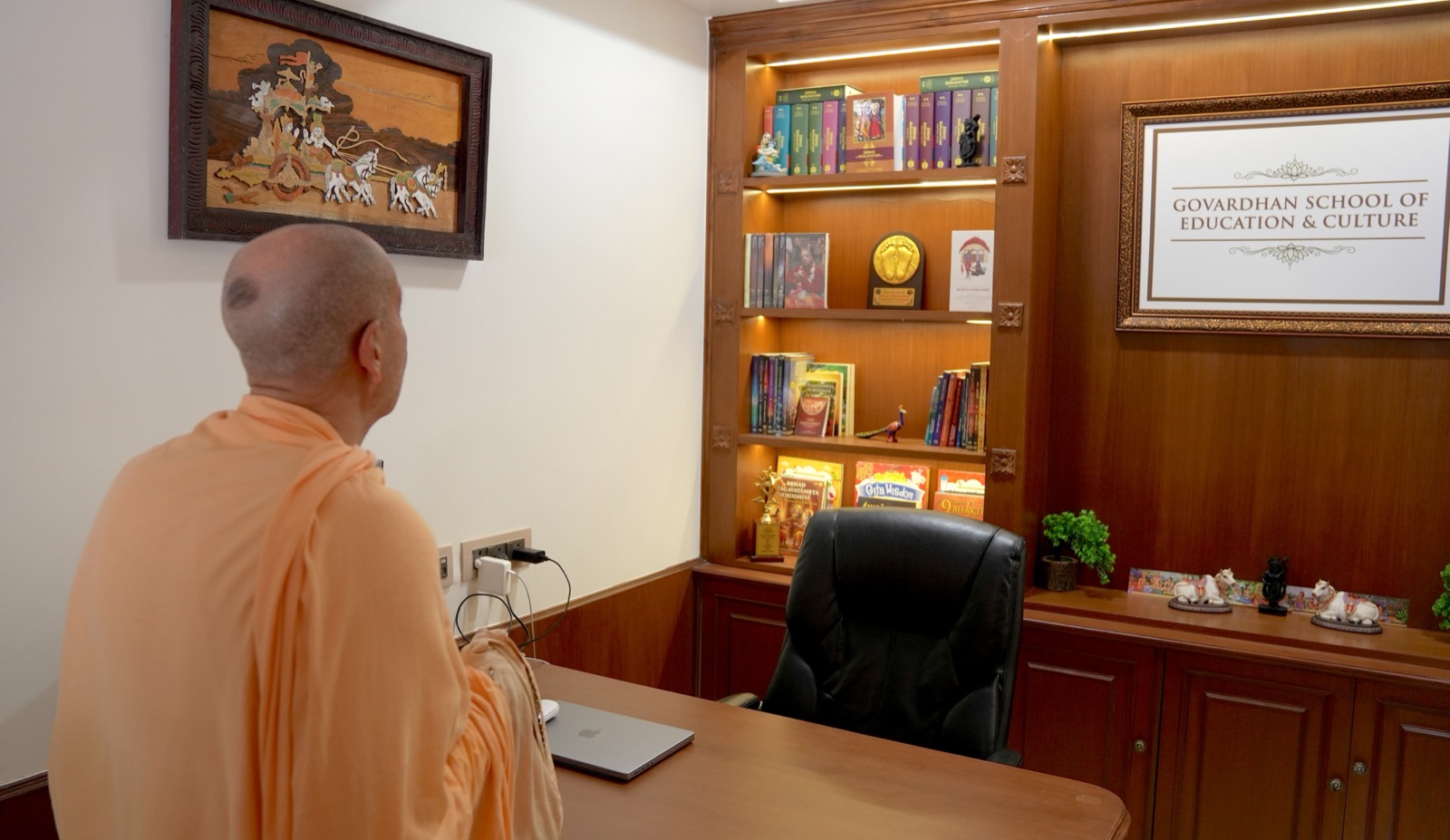 Residential courses at Govardhan Eco Village