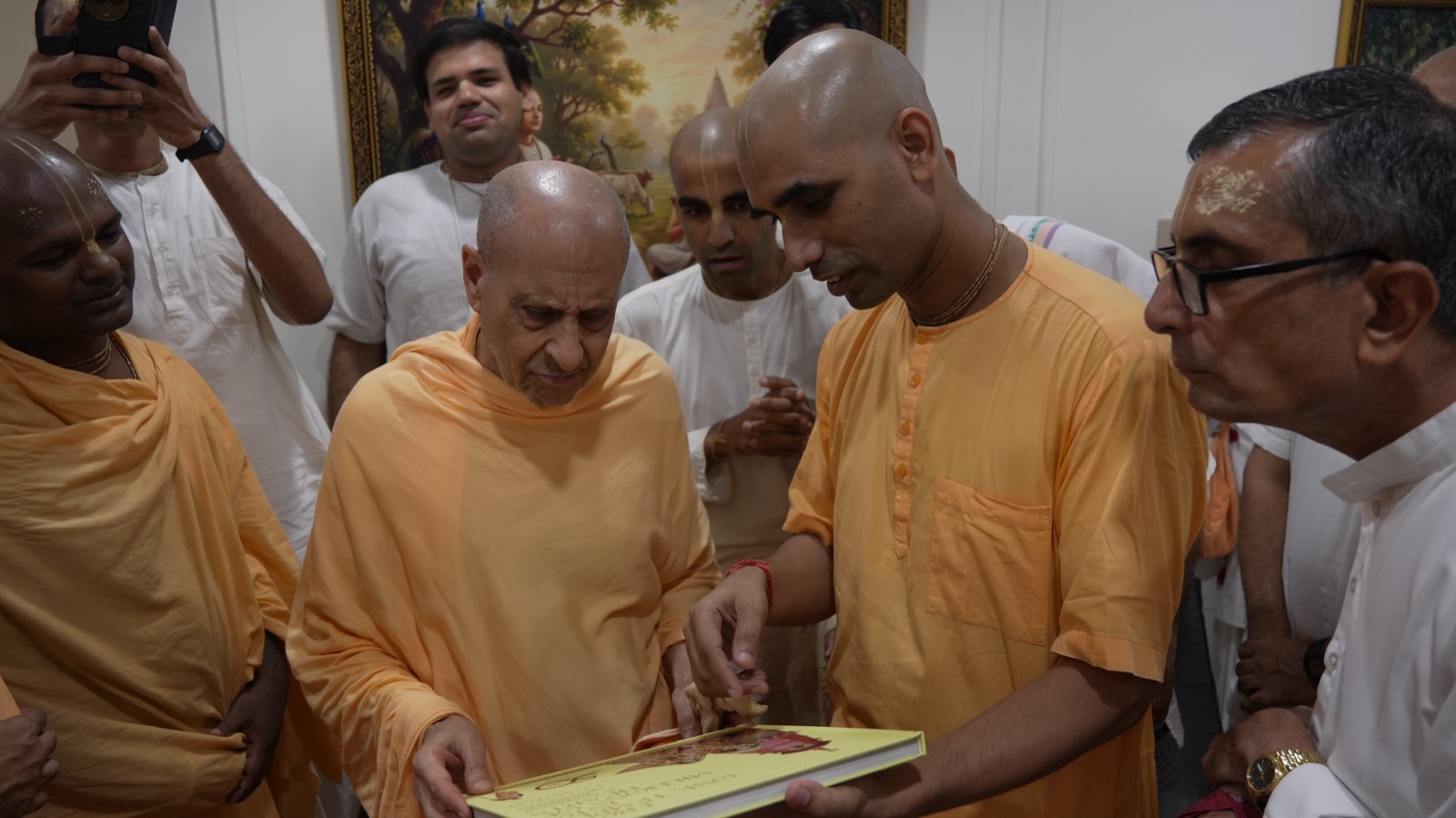 Residential courses at Govardhan Eco Village